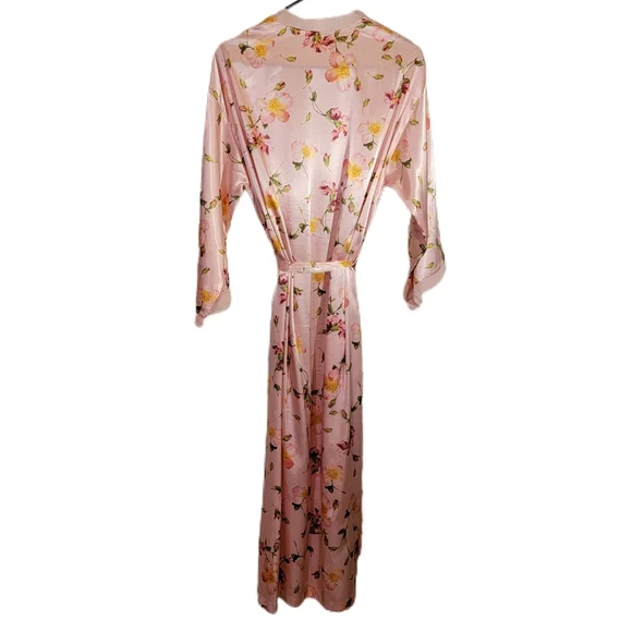 Cruz Pink Floral Robe.  Women's size Small.  NWOT - Picture 2 of 8